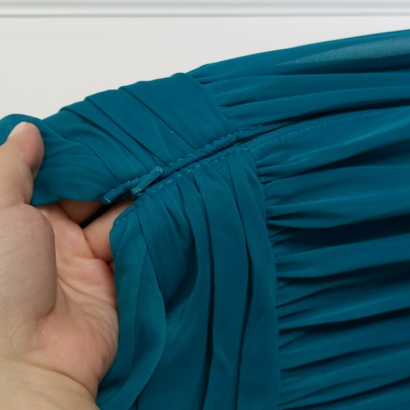 NWT David's Bridal Mesh Long Bridesmaid Dress, Crisscross Back - Picture 10 of 13